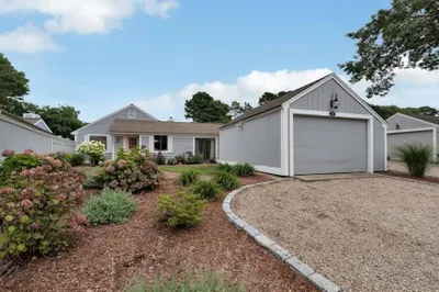 53 Brassie Way 1