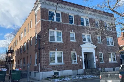 33 Lincoln St 1