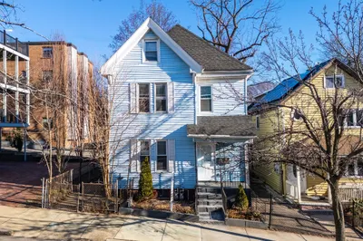 63 Prescott Street