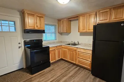 278 Dresser Hill #6 1