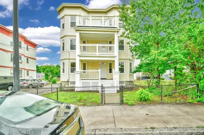 1420 River St #3 1