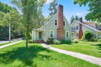 169 Greenacre Ave 1