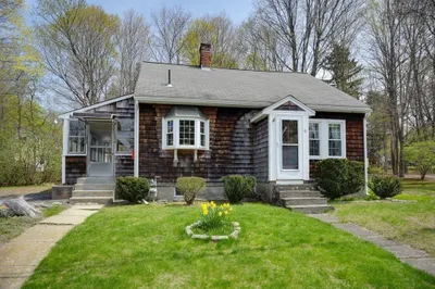 9 Claflin Pl 1