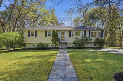 72 Crimson Road 1