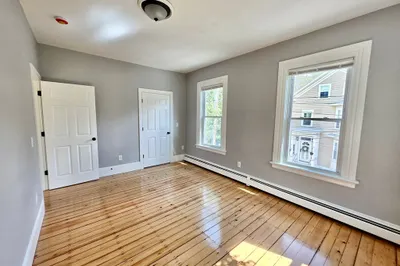 73 Vernon St #2