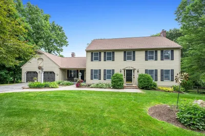 336 Simpson Rd 1