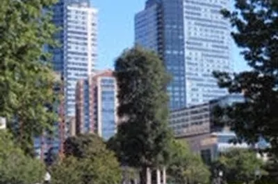 3 Avery St #401