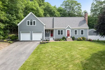 25 Rayburn Drive