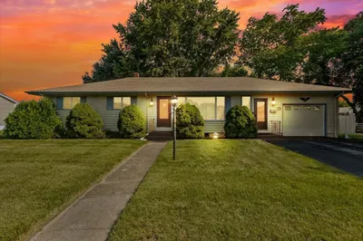 48 Kenyon Rd