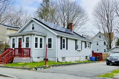 28 Custer Street 1
