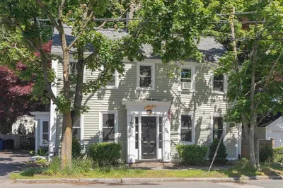 54 Ashland St 1