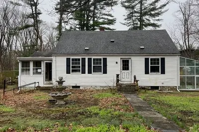 139 Eastern Ave 1