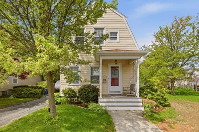 17 Buttonwood St