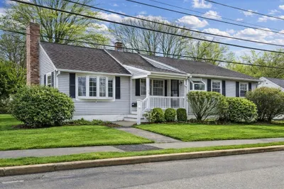 24 Portland Rd