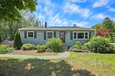 32 Stearns Ave 1