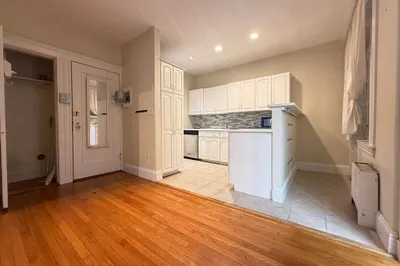 15 Colliston Rd #5
