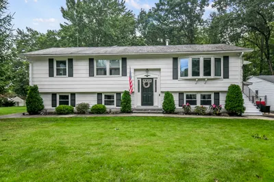 12 Avon Drive 1