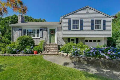 108 Marilyn St 1