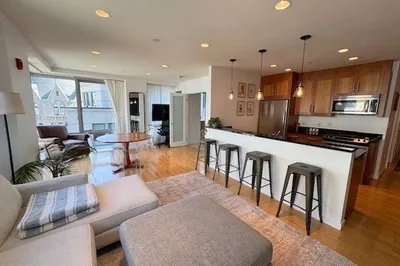 80 Broad St #1007