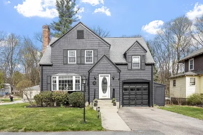 26 Vassar St 1