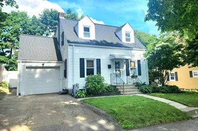 12 Judson Rd