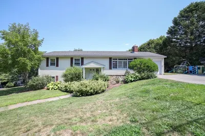 3 Vega Dr 1