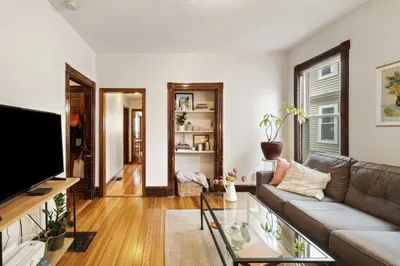 10 Clary St ##2