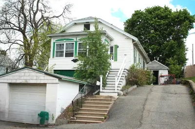 64 Garfield Ave
