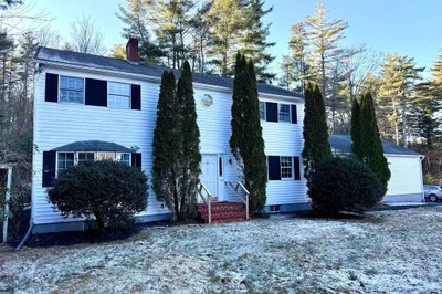 87 Lyman Barnes Rd 1