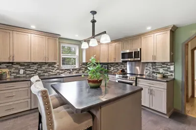 35 Royalston Rd N Rd 1