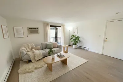 16 Erick Rd #34