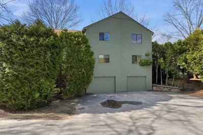 111 Leland Farm Road #111