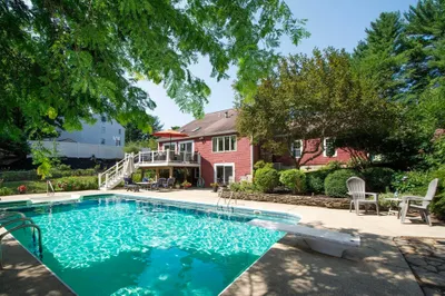 263 Edgewater Drive 1