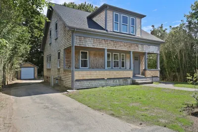 71 Main St 1
