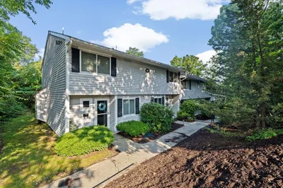 16 Beals Cove Rd #B