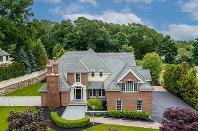 46 Porter Rd 1