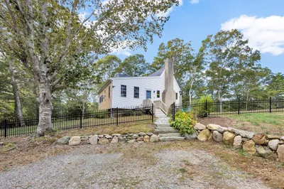 48 Artisan Way 1