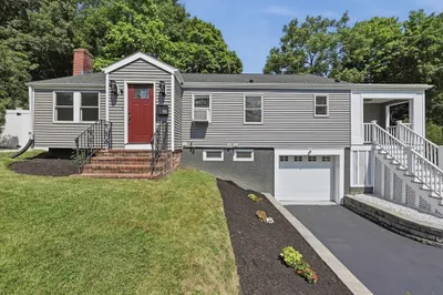 55 Westview Road 1