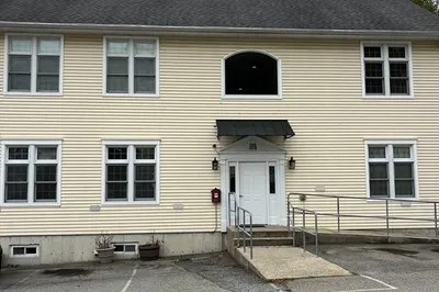 136r Main St #3