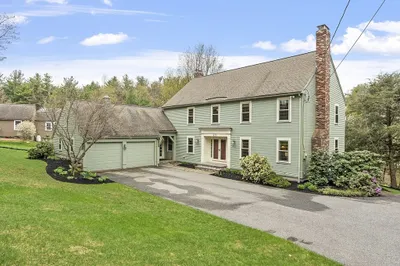 371 Bailey Rd