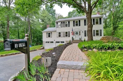 1 Ivy Lane 1