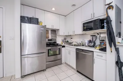 160 Commonwealth Ave #506