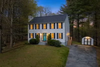 4 Mockingbird Ln