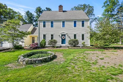 206 Summer St 1