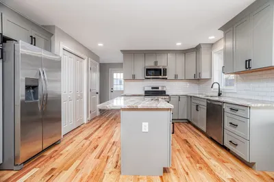 31 Milton St #1