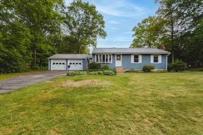 50 Vladish Ave 1