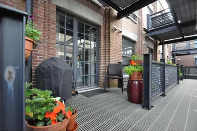 40 Howard St. #4 1
