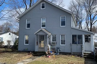104 Spring St 1