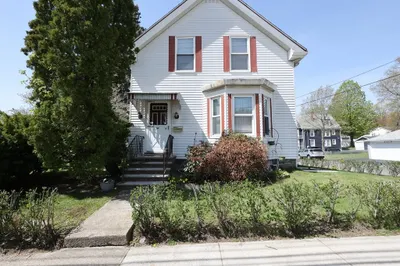 433 Central Street