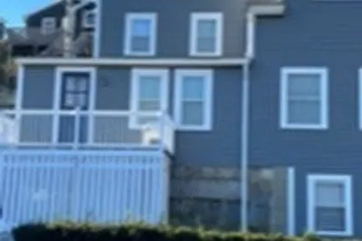 5 Cleaves St #5C 1